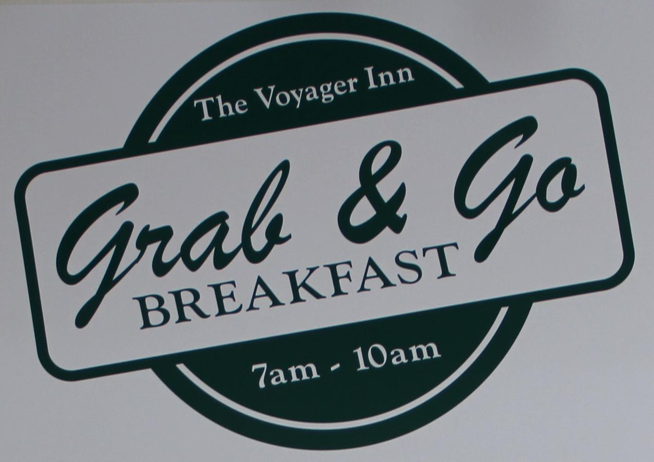 Voyager Inn Saint Ignace Exterior photo